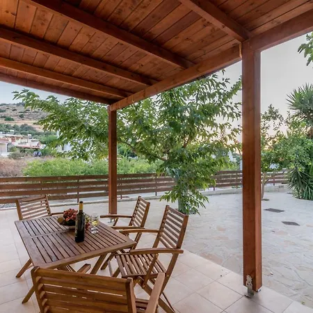 Holiday home Ferienhaus Aretoussa